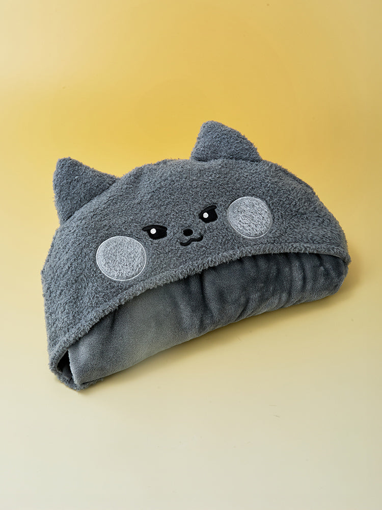 ZEROBASEONE zeroni FLUFFY Wonderland Hooded Blanket