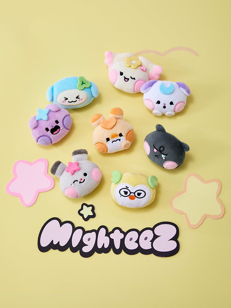 MIGHTEEZ Wonder Room Plush Badge