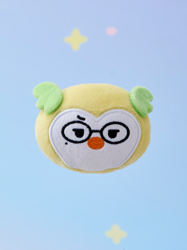 MIGHTEEZ Wonder Room Plush Badge