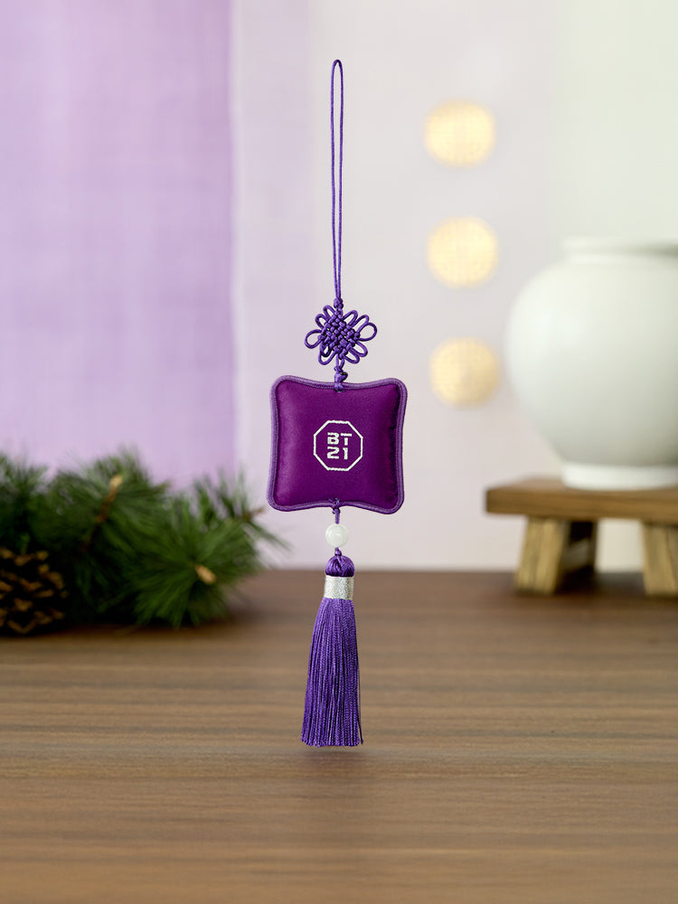 BT21 Premium K-Edition Embroidered Tassel Keyring