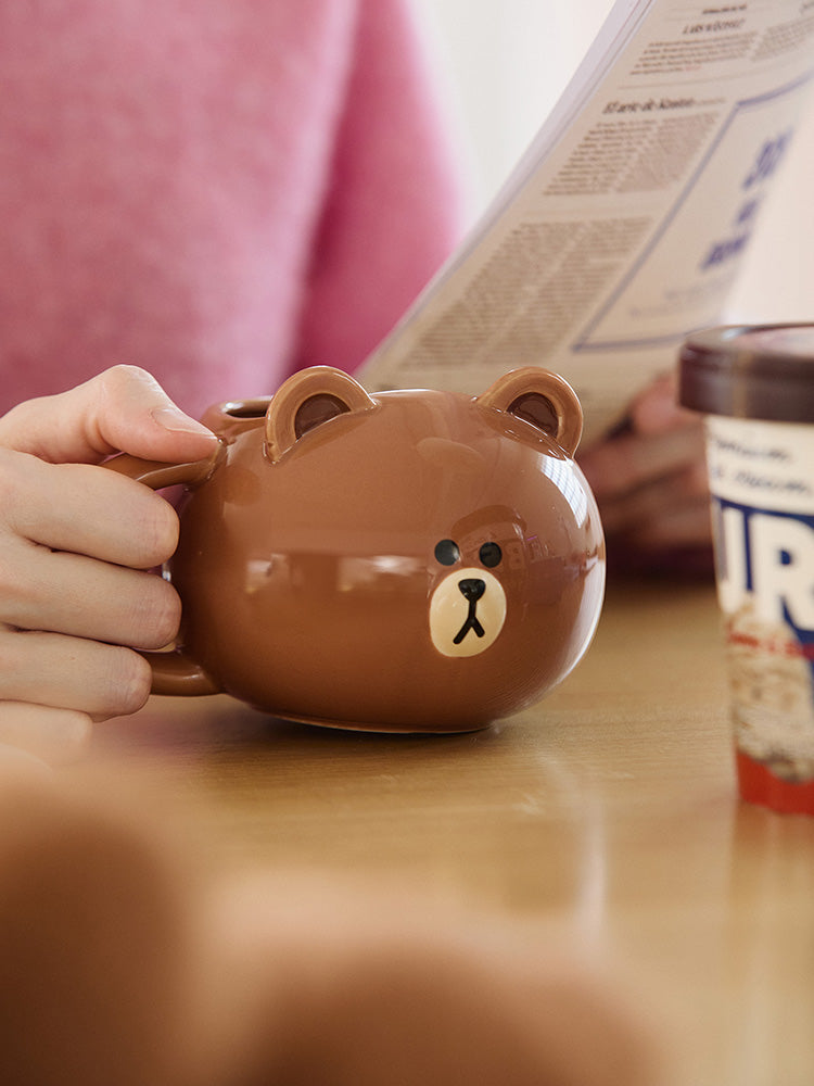 LINE FRIENDS HUG BROWN 3 Sculpted Mug