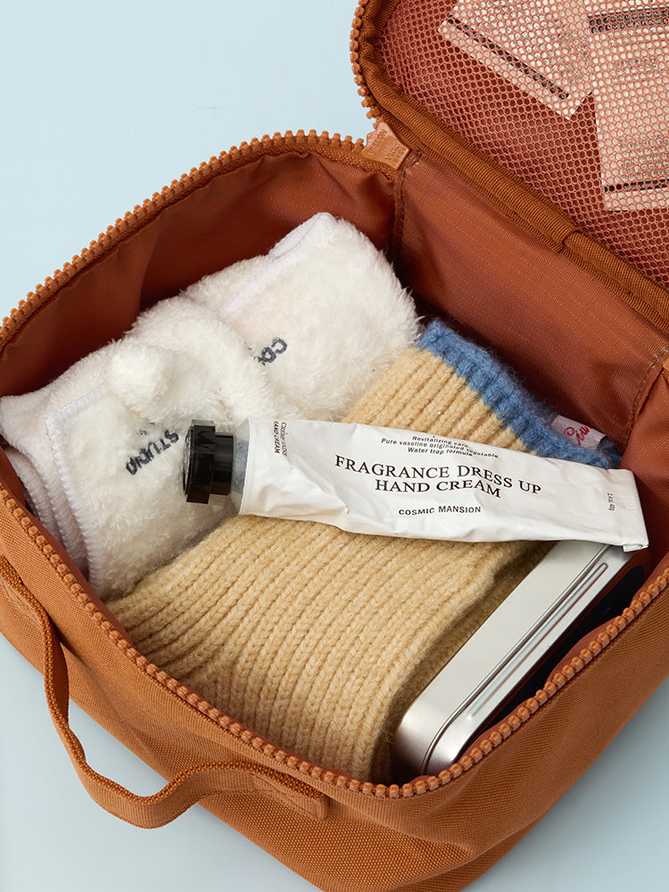 BT21 Basic Medium Multi Pouch