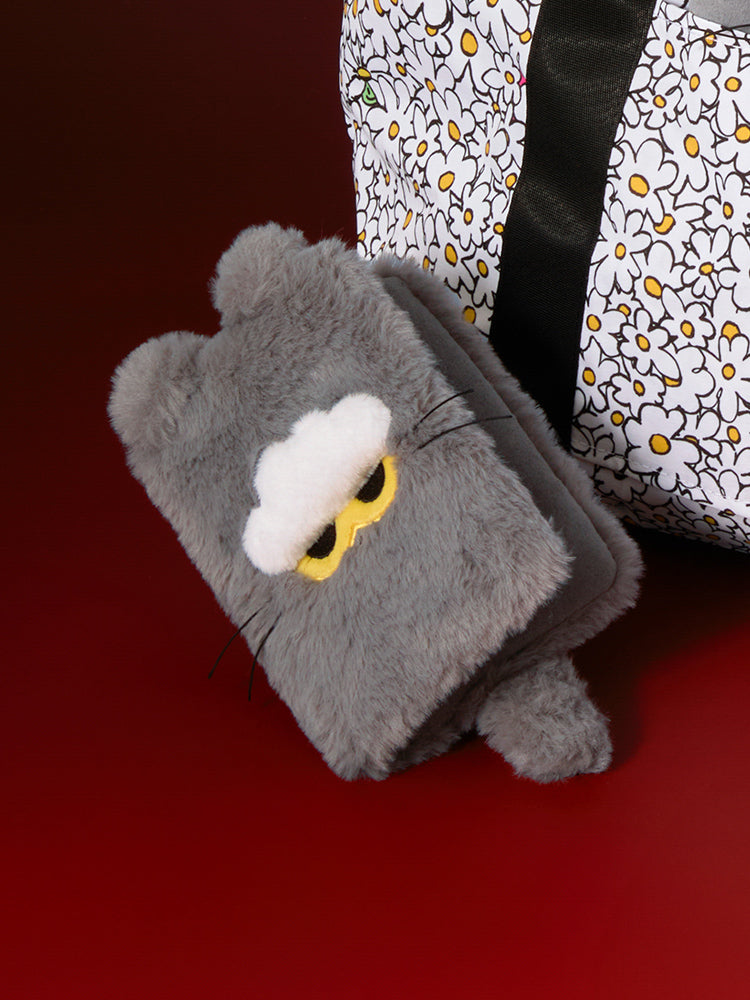 ZO&FRIENDS ZOA Passport Cover – LINE FRIENDS_US