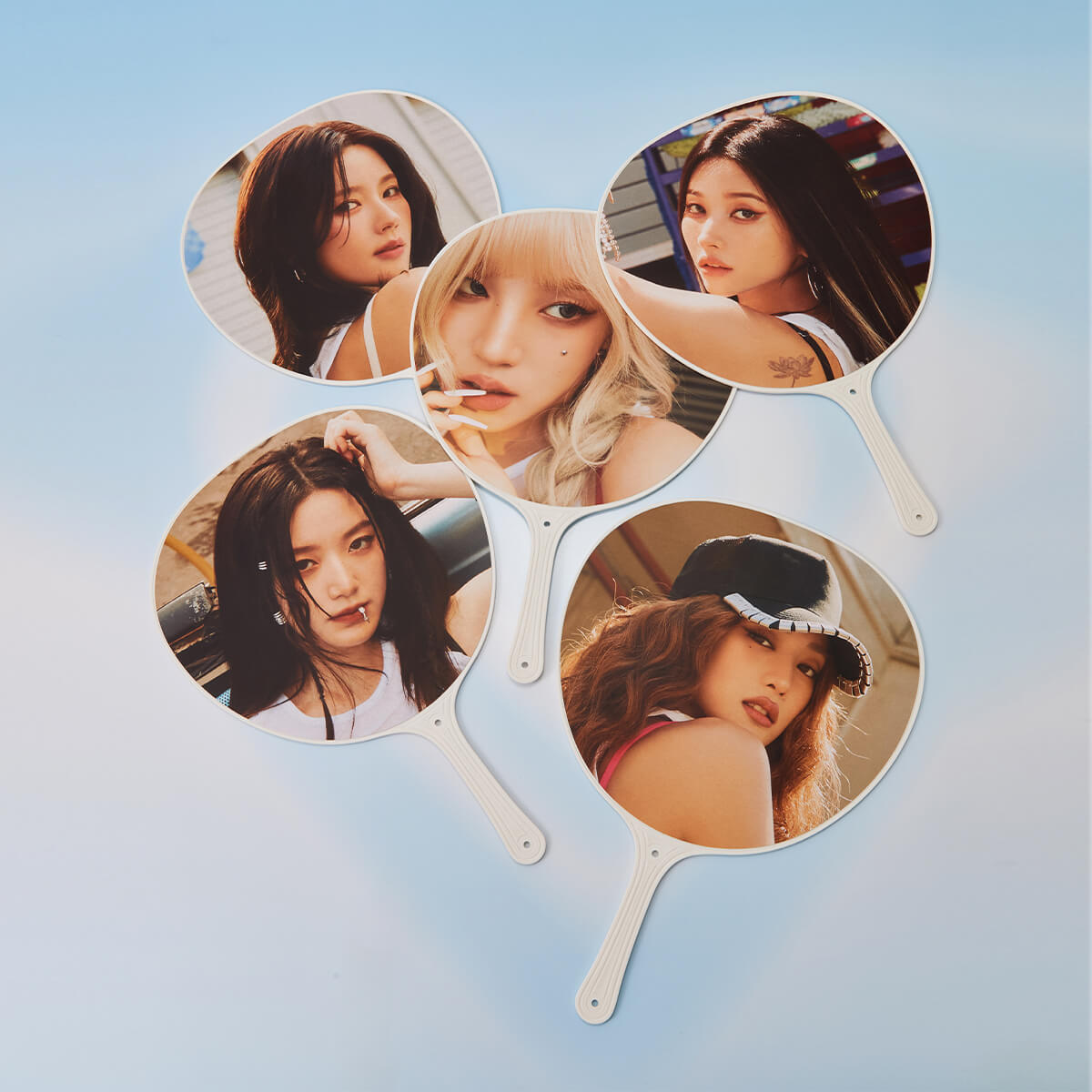 i-dle Image Picket