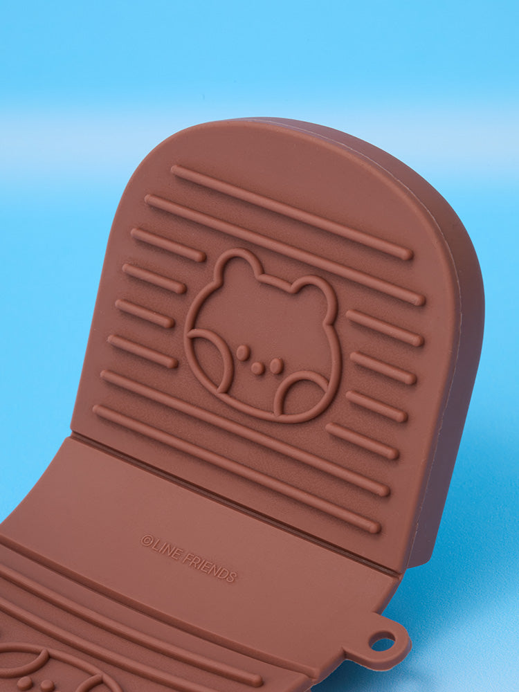 LINE FRIENDS minini World bnini Silicone Kitchen Gloves