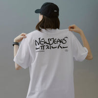 NewJeans X Hiroshi Fujiwara COLLER T-Shirt Ver.2 (WHITE)