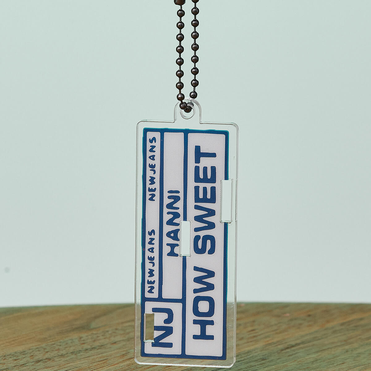 NewJeans How Sweet Acrylic Stand (HANNI) – LINE FRIENDS_US