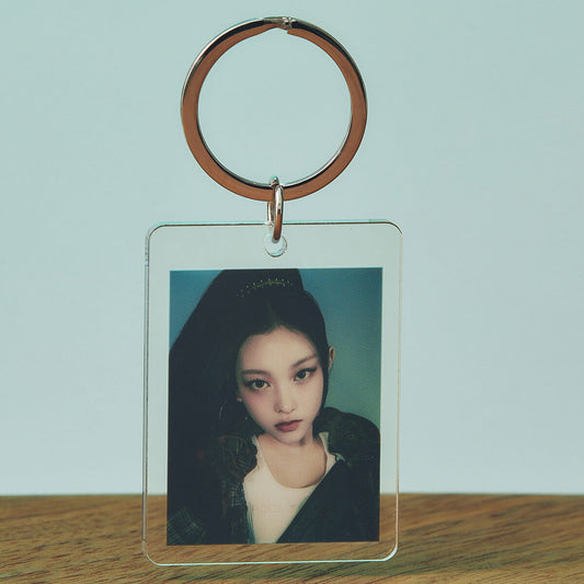 NewJeans How Sweet Acrylic Photocard Keyring (HAERIN)