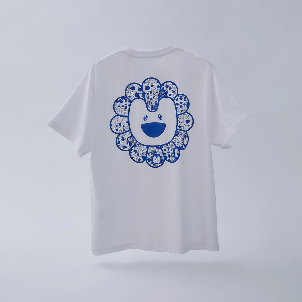 NewJeans×MURAKAMI Tシャツ　Mサイズ NewJeans x MURAKAMI T-Shirt (WHITE) – LINE FRIENDS_US