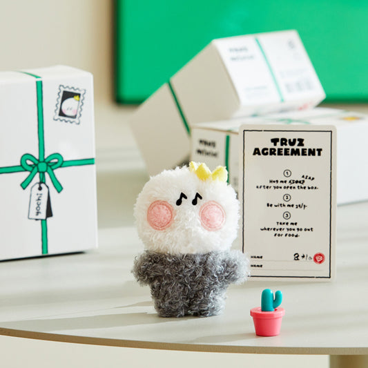 TRUZ YOCHI Mini minini Doll